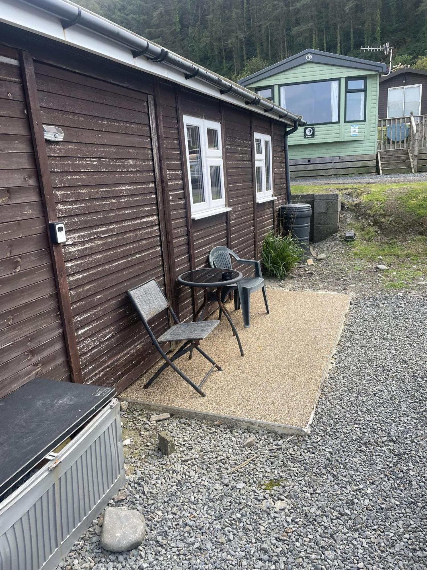 Charming Chalet Nestled In Heart Of Clarach Bay Aberystwyth Buitenkant foto